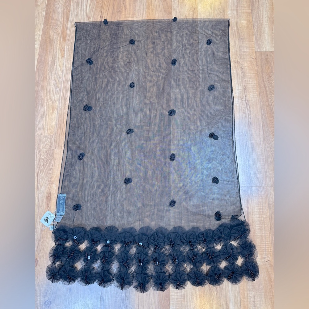 New VIA VITTORIA By Tracy Black Shawl Evening Wrap Scarf Mesh Flowers Beaded